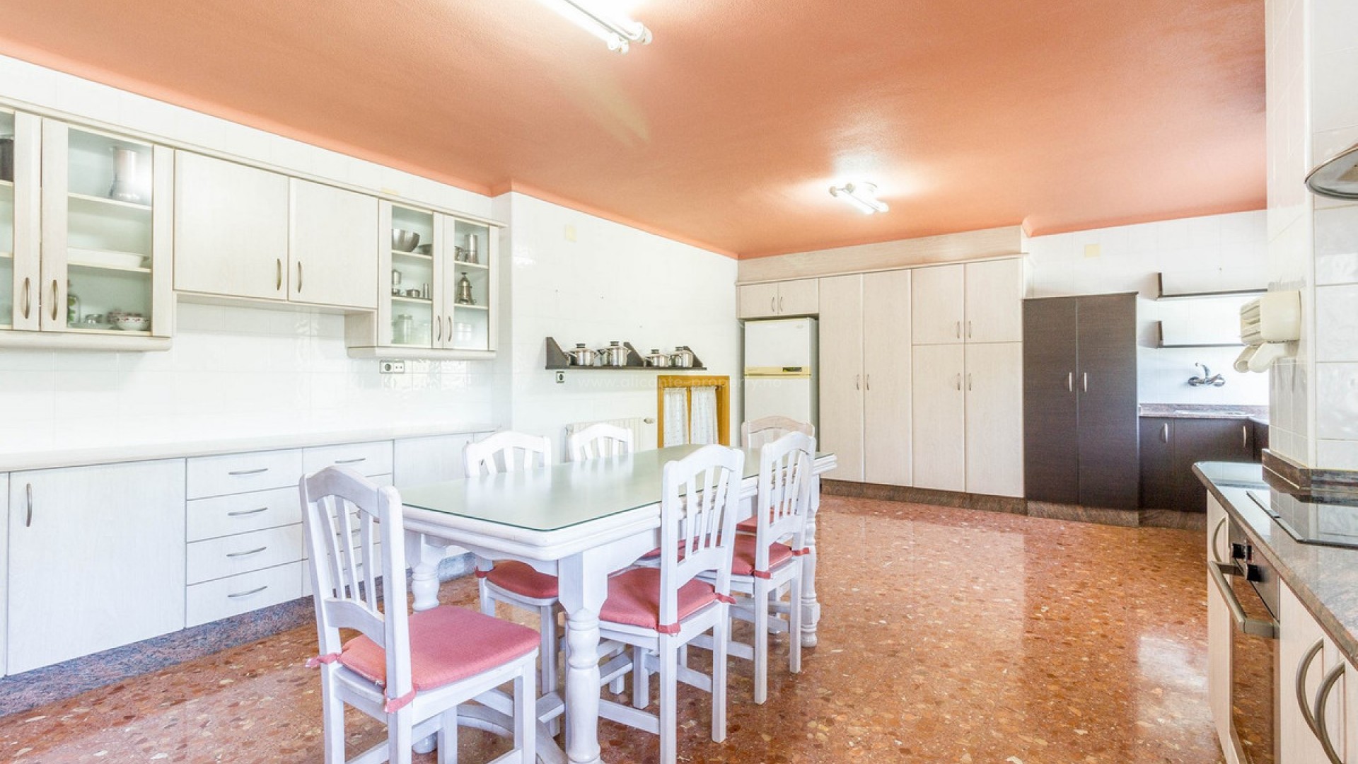 Villa en Yecla Centro