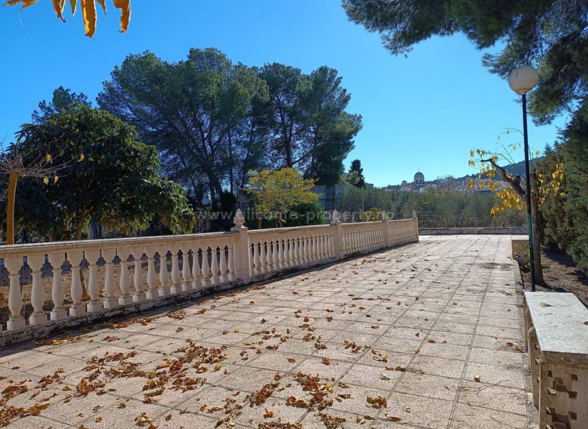 Villa en Yecla Centro