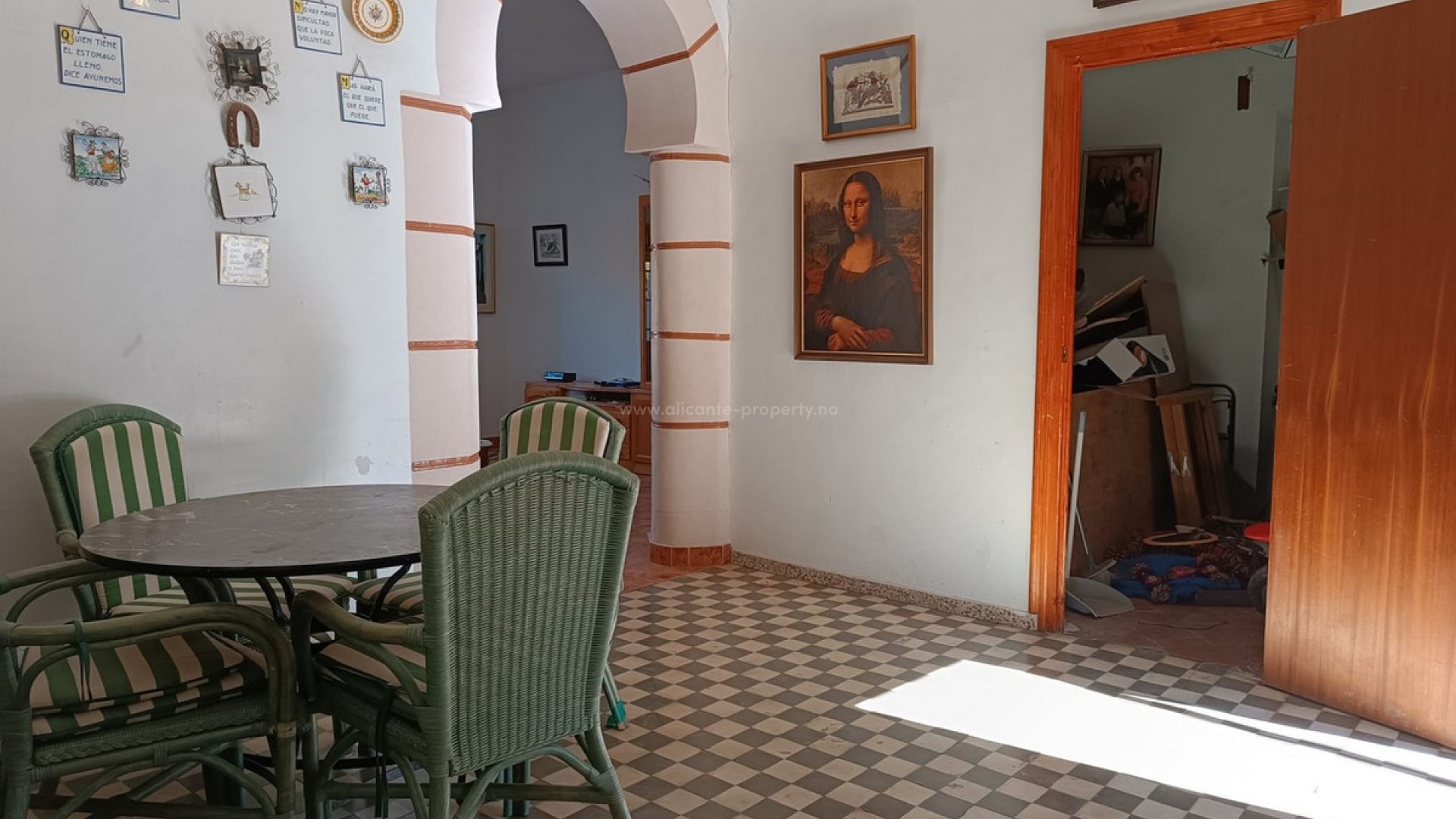 Villa en Yecla Centro