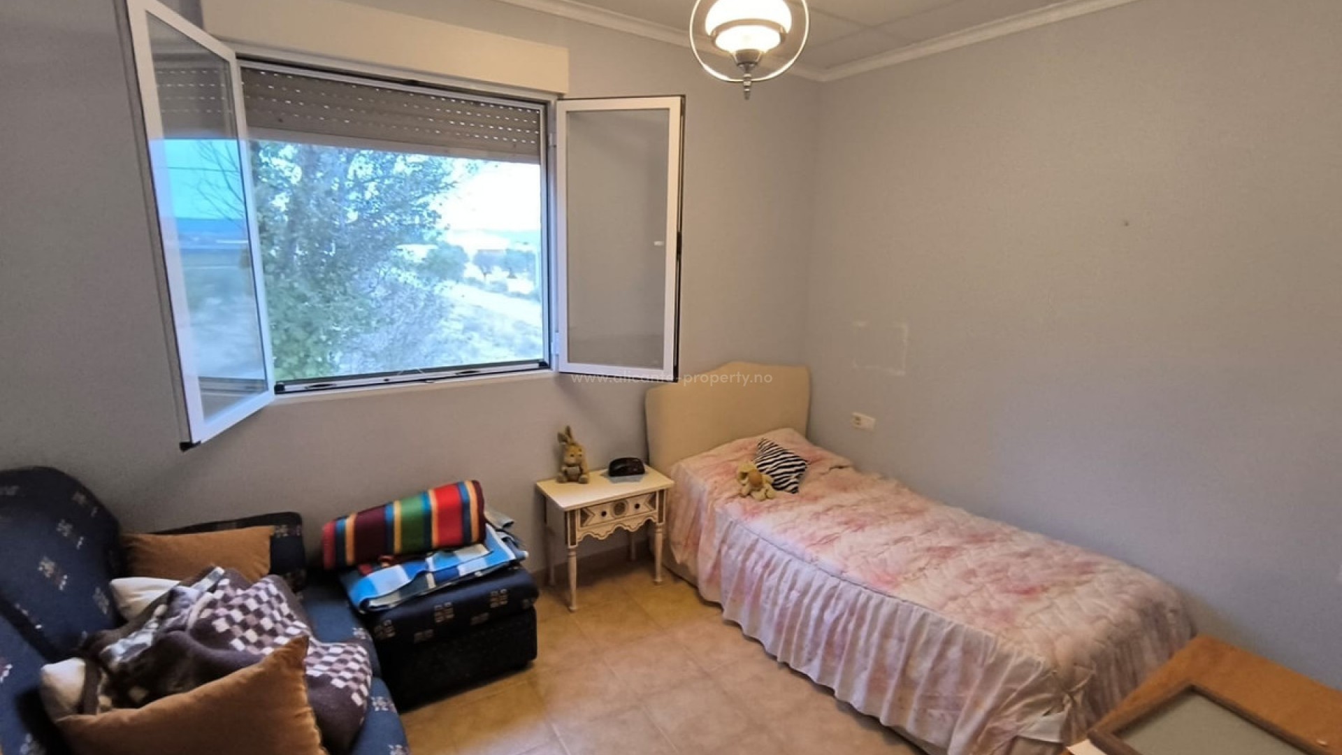 Villa en Yecla Centro