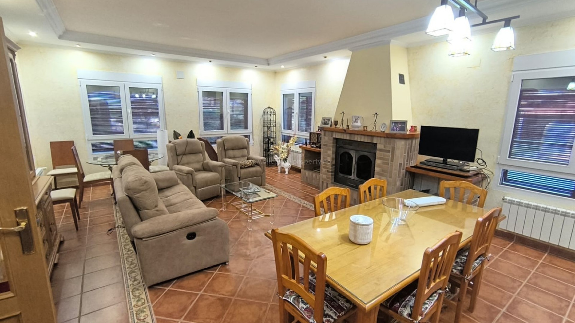 Villa en Yecla Centro