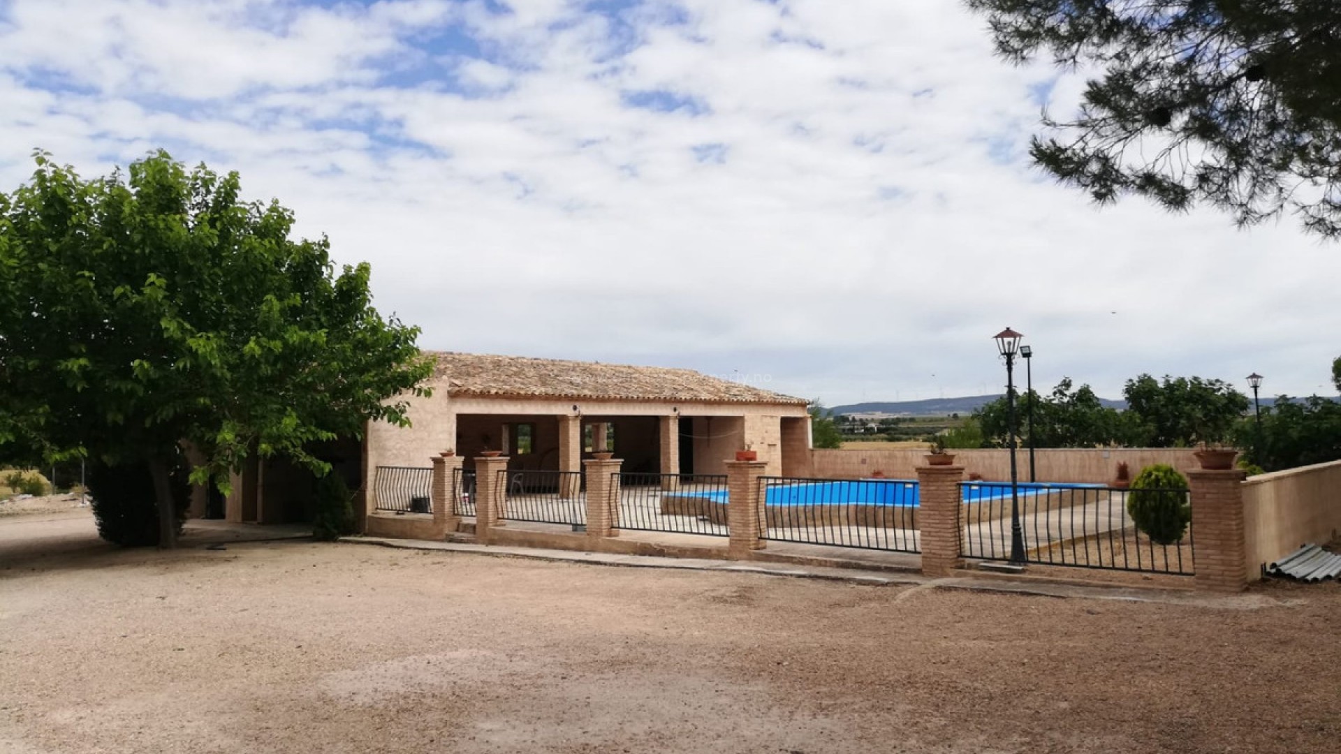 Villa en Yecla Centro