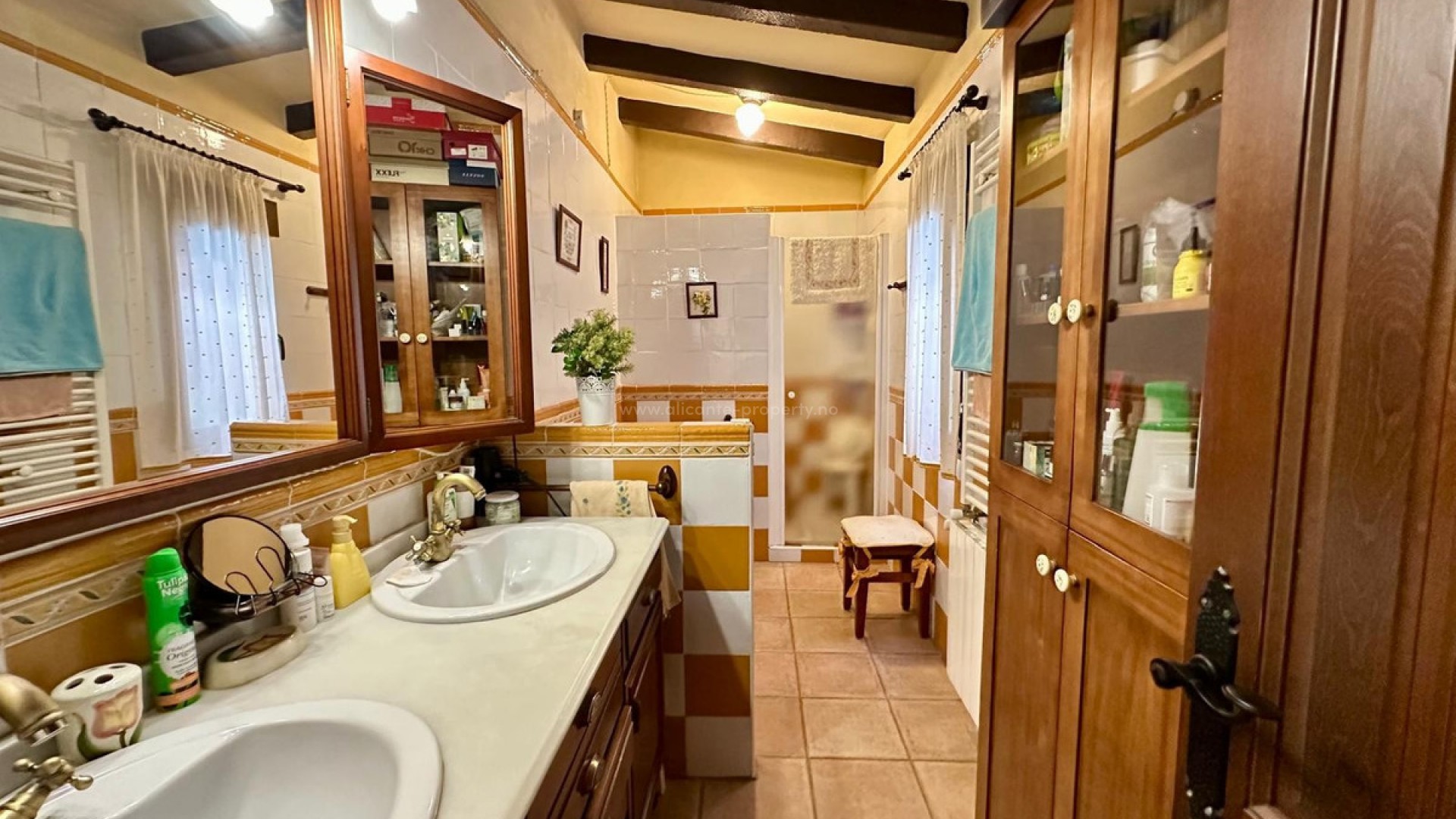 Villa en Yecla Centro