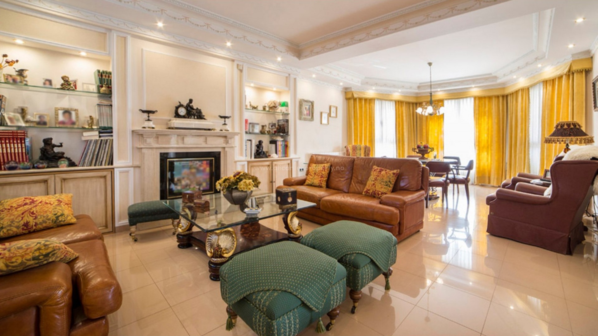 Villa en Yecla Centro