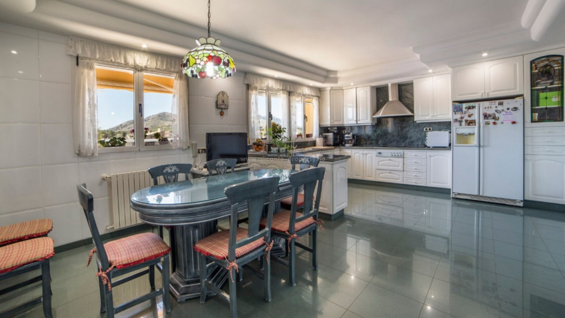 Villa en Yecla Centro