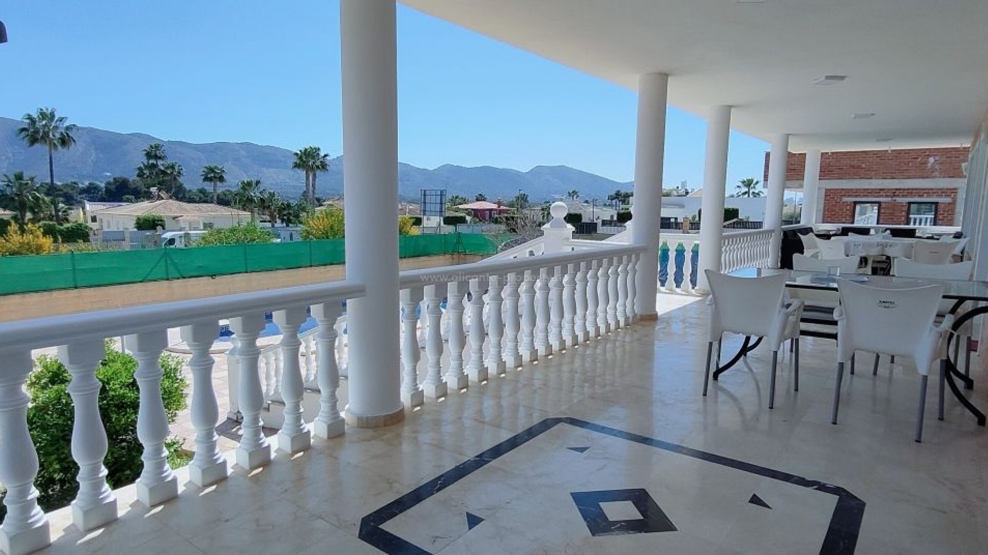Villa in Albir