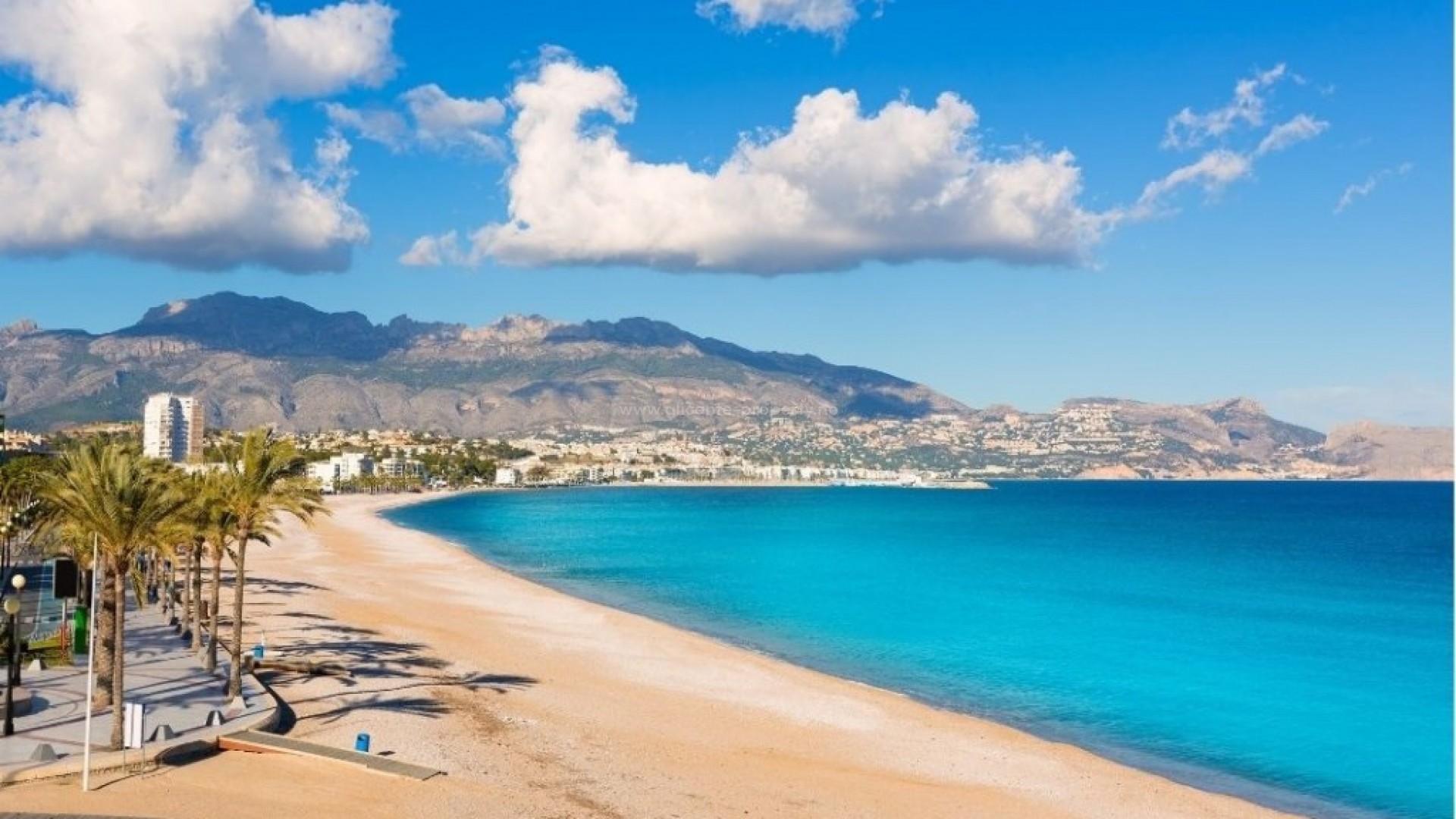Villa in Albir