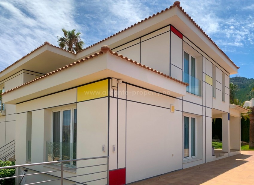 Villa in Albir