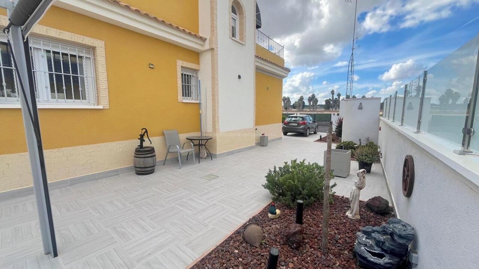 Villa in Algorfa