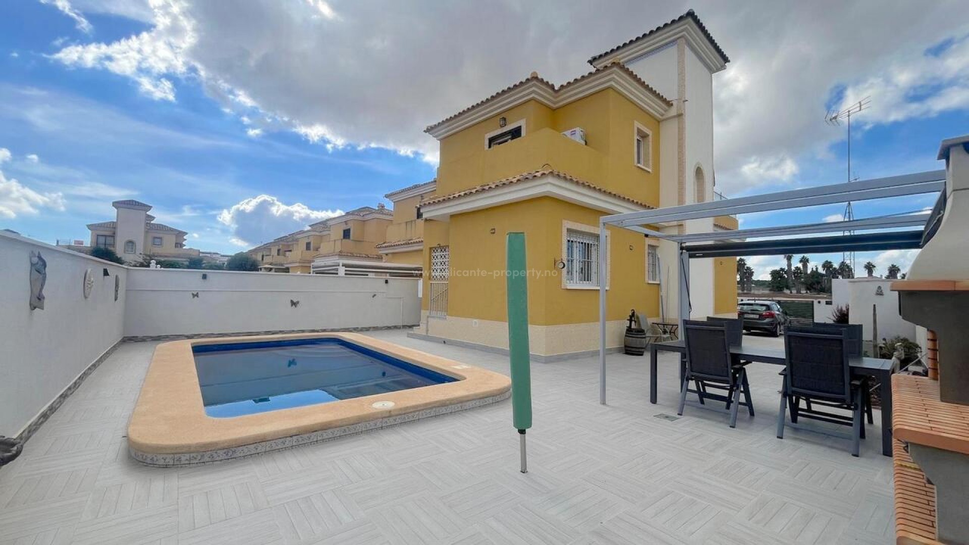 Villa in Algorfa