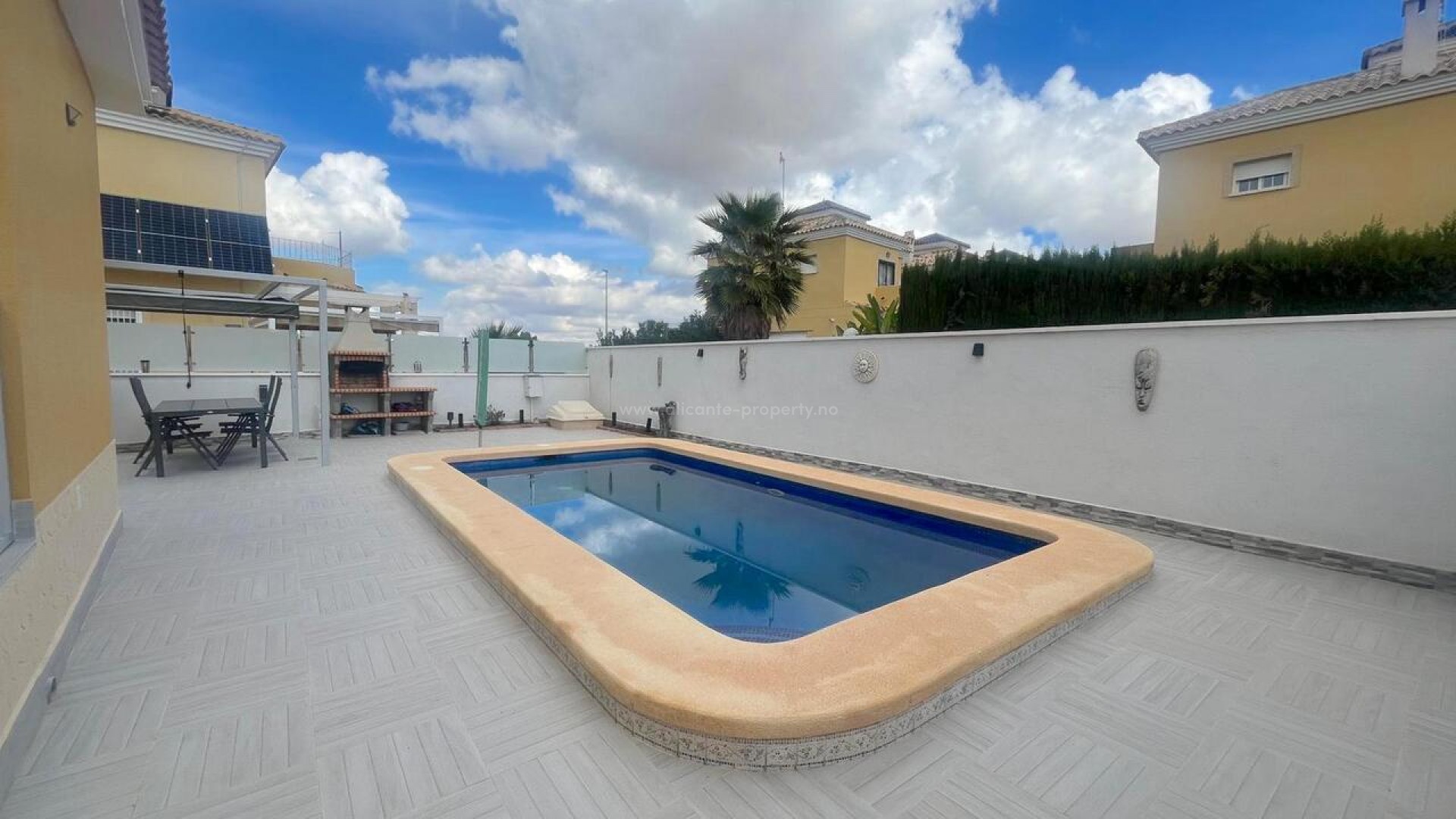 Villa in Algorfa