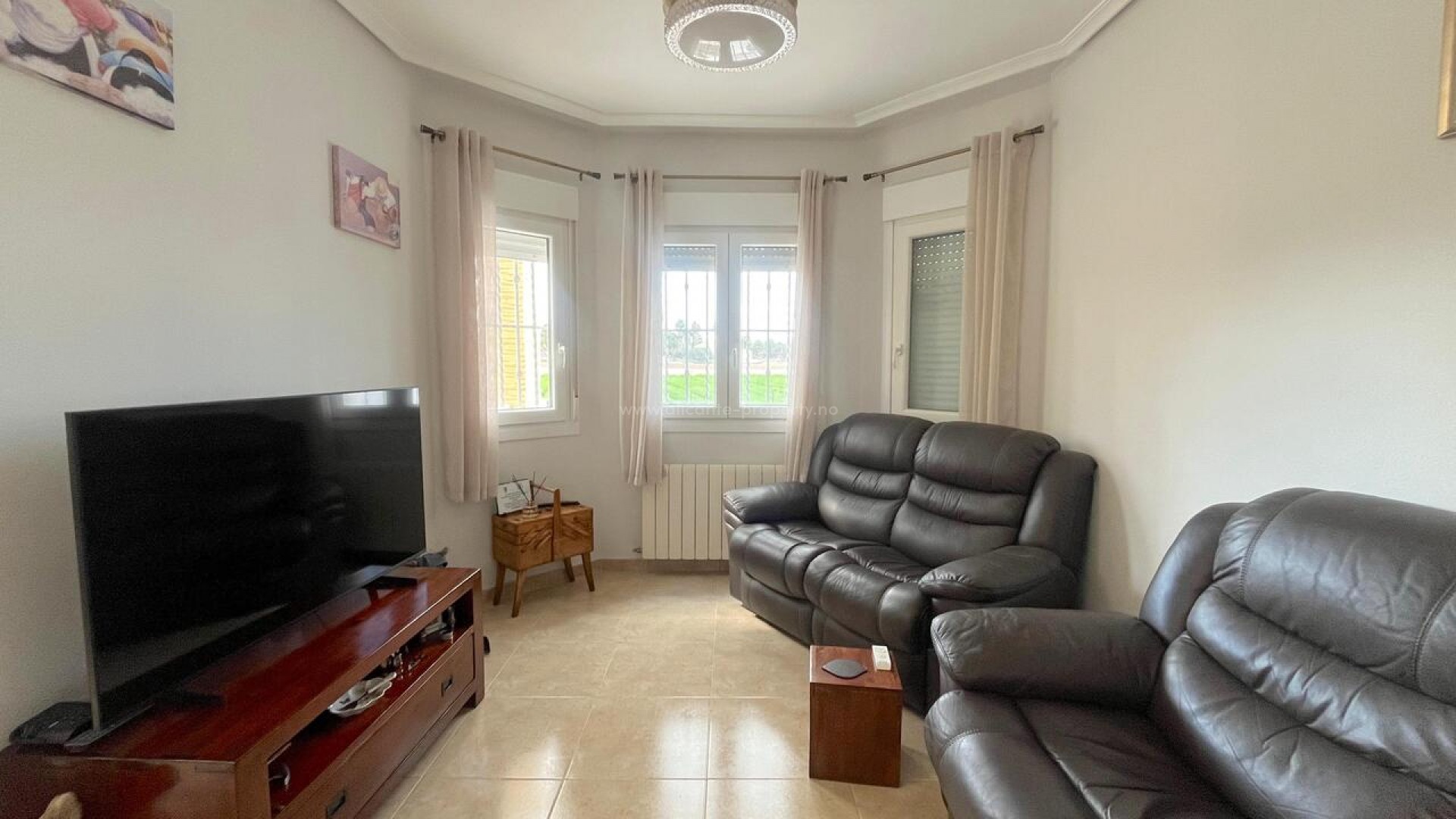 Villa in Algorfa