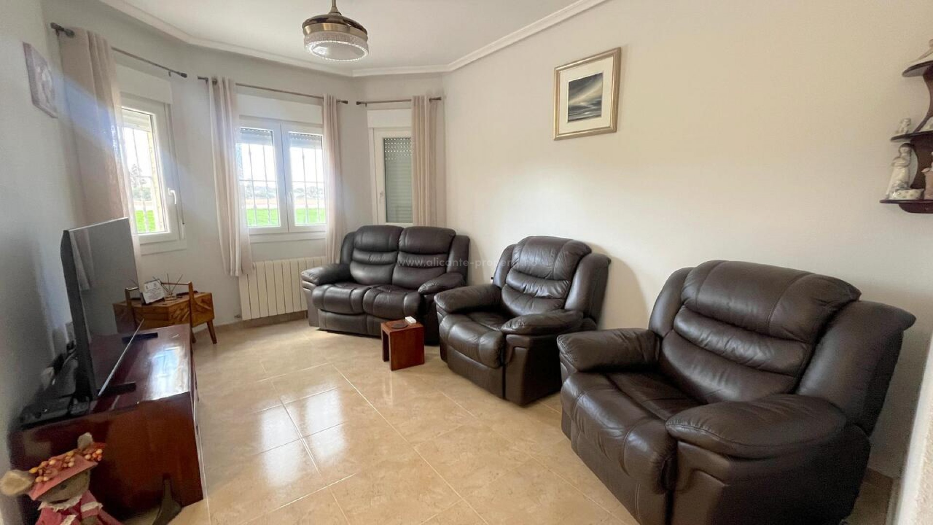 Villa in Algorfa