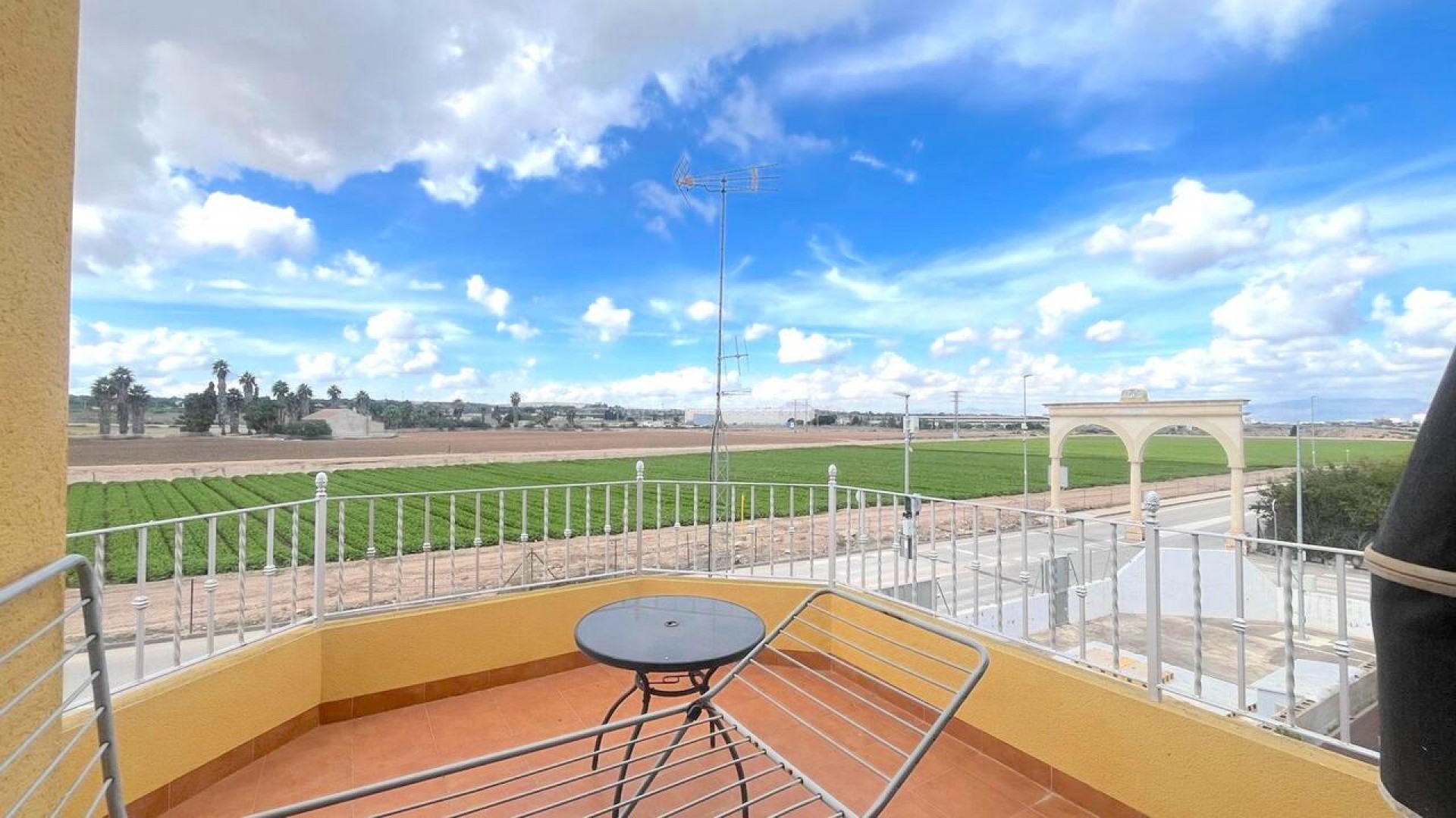 Villa in Algorfa