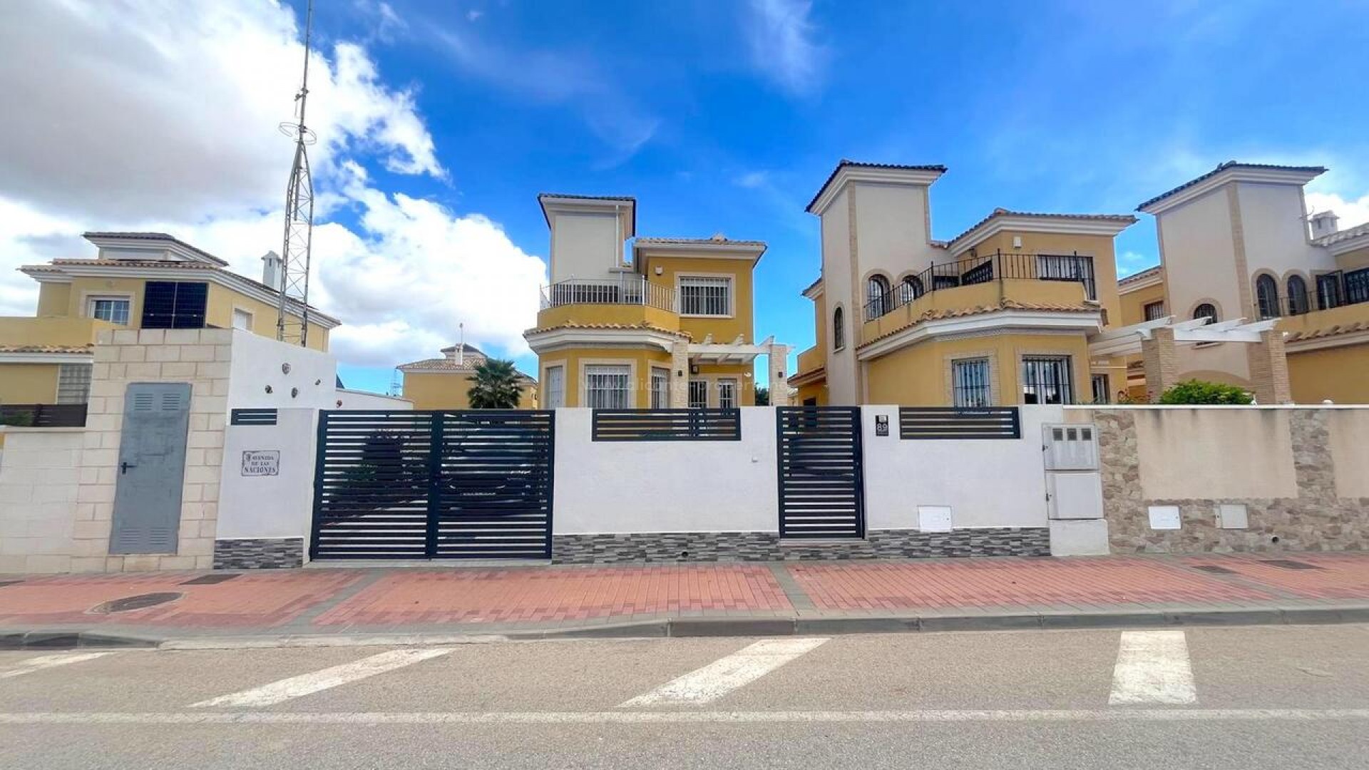 Villa in Algorfa