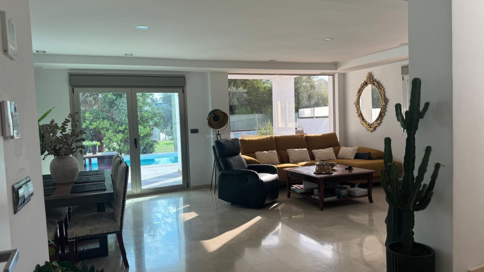 Villa in Alicante Centro