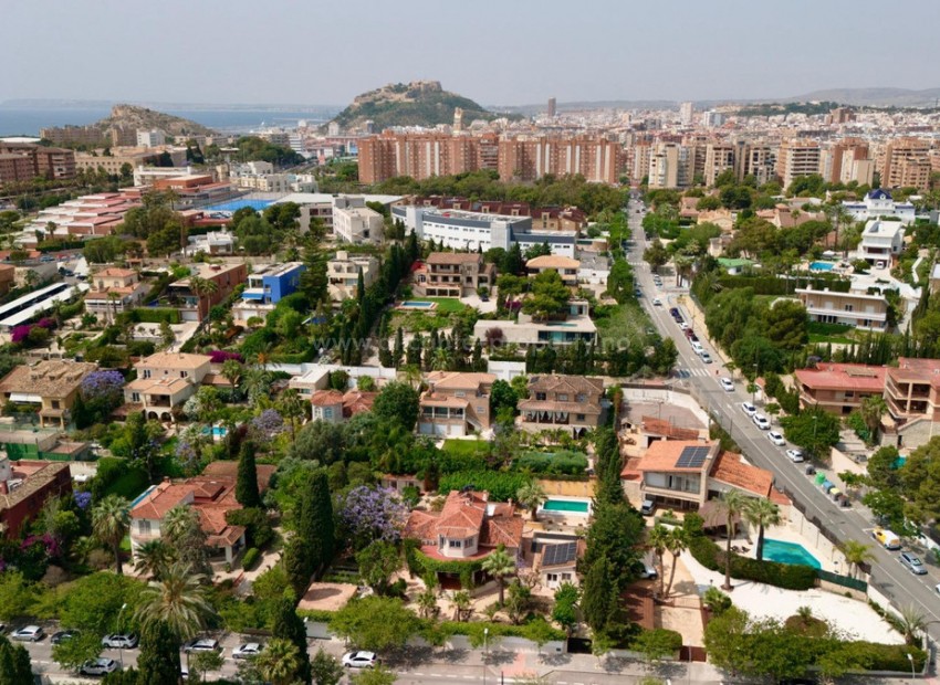 Villa in Alicante Centro