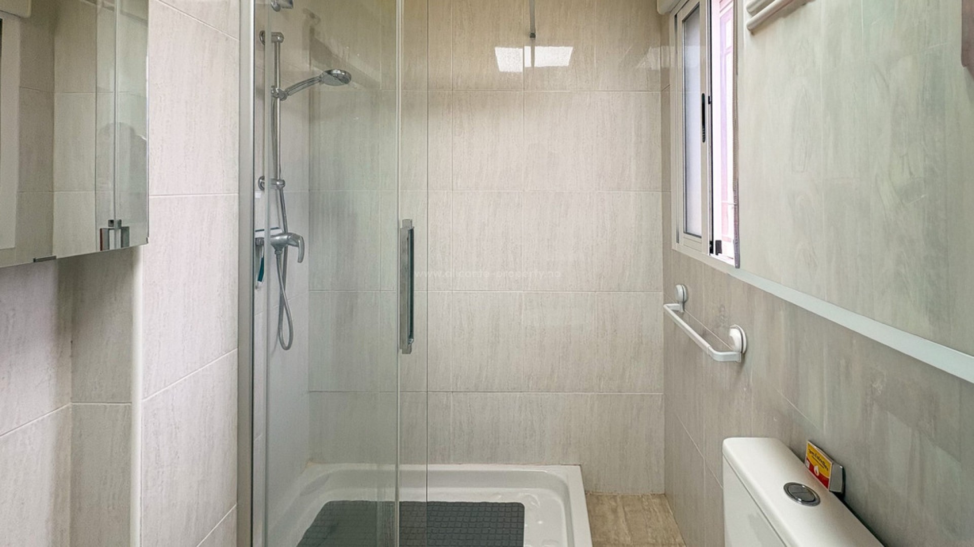 Villa in Arenales del Sol