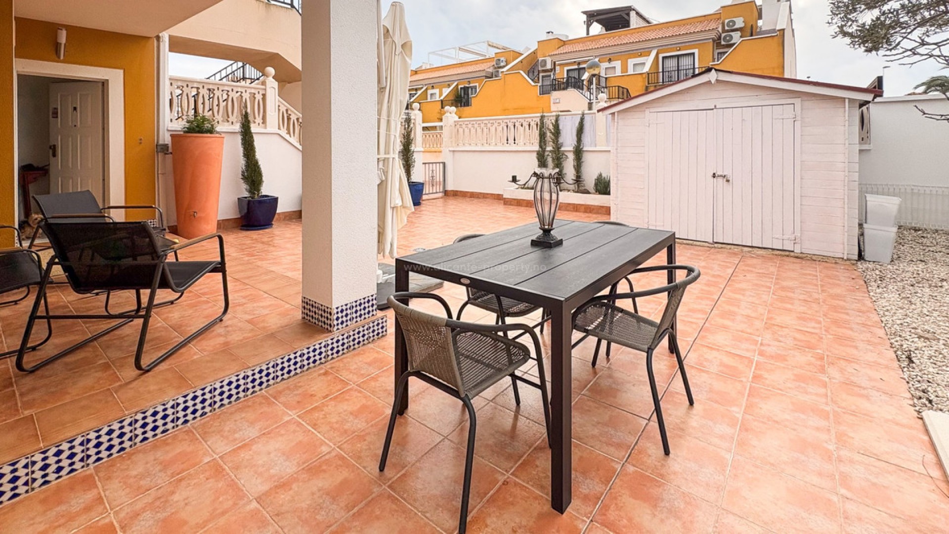 Villa in Arenales del Sol