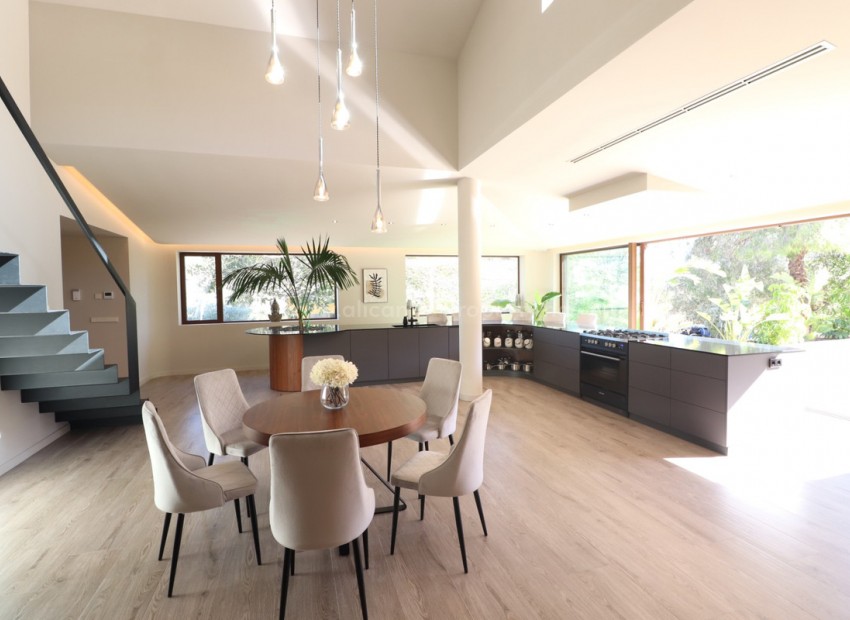 Villa in Aspe Centro