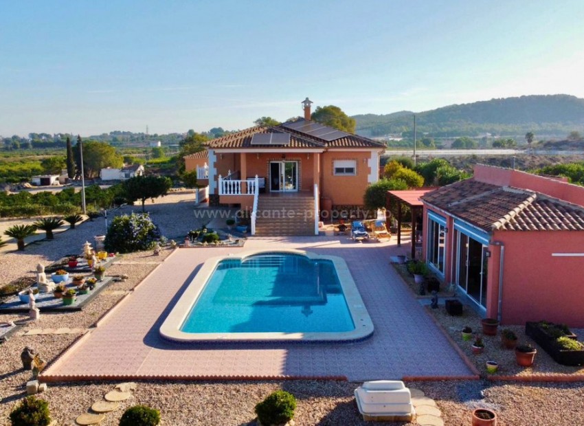 Villa in Benejuzar Centro