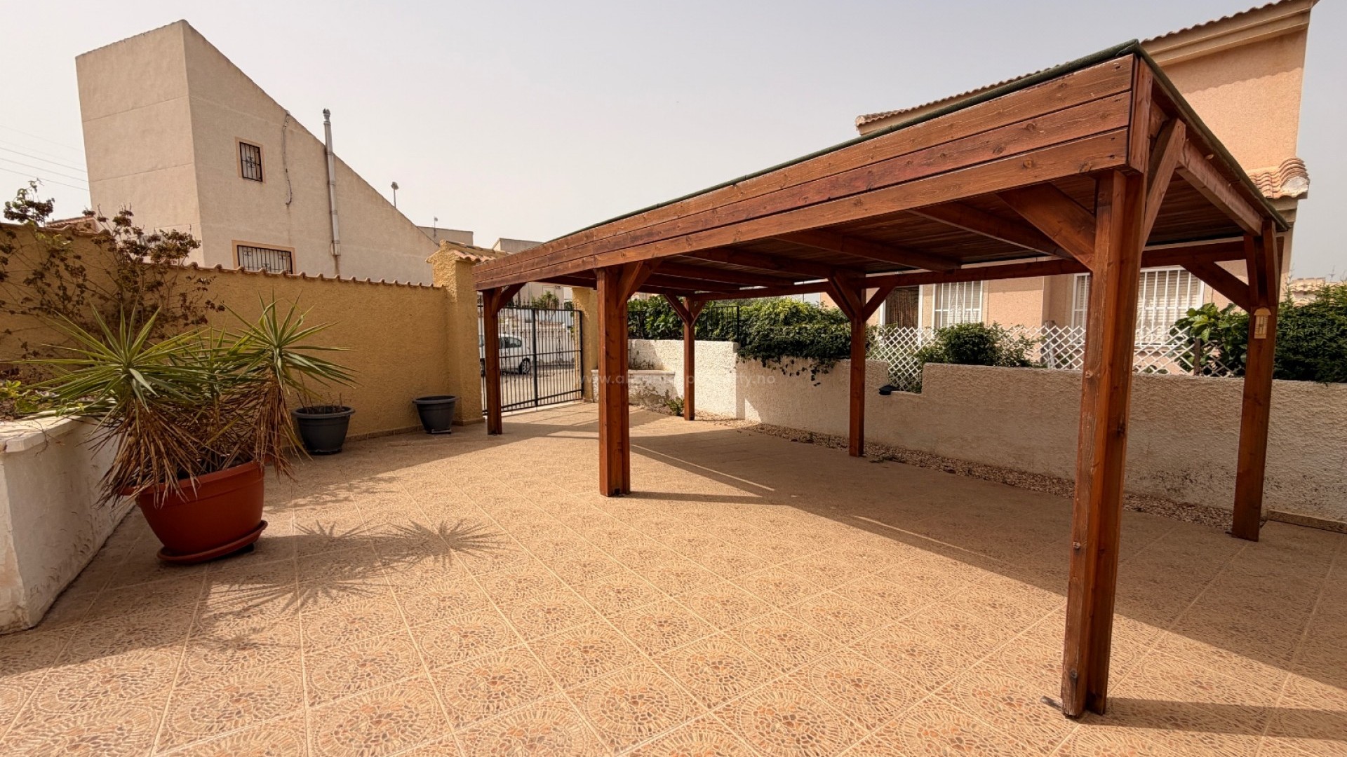 Villa in Benimar