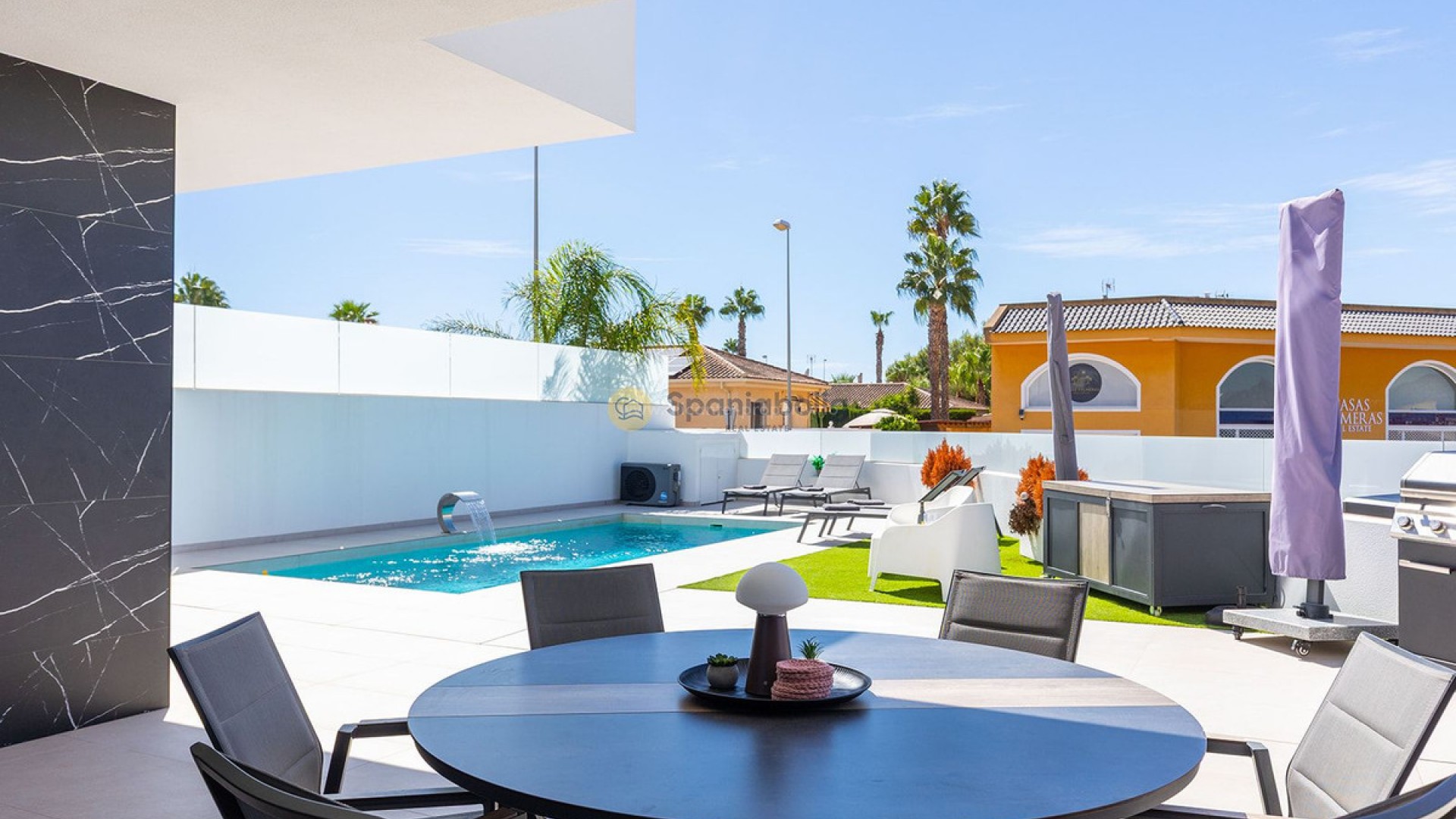 Villa in Benimar