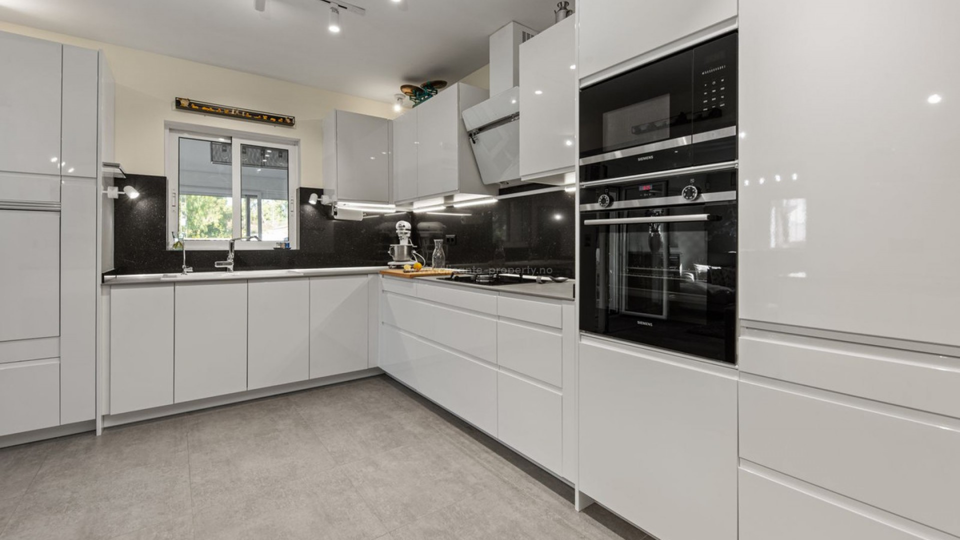 Villa in Busot Centro