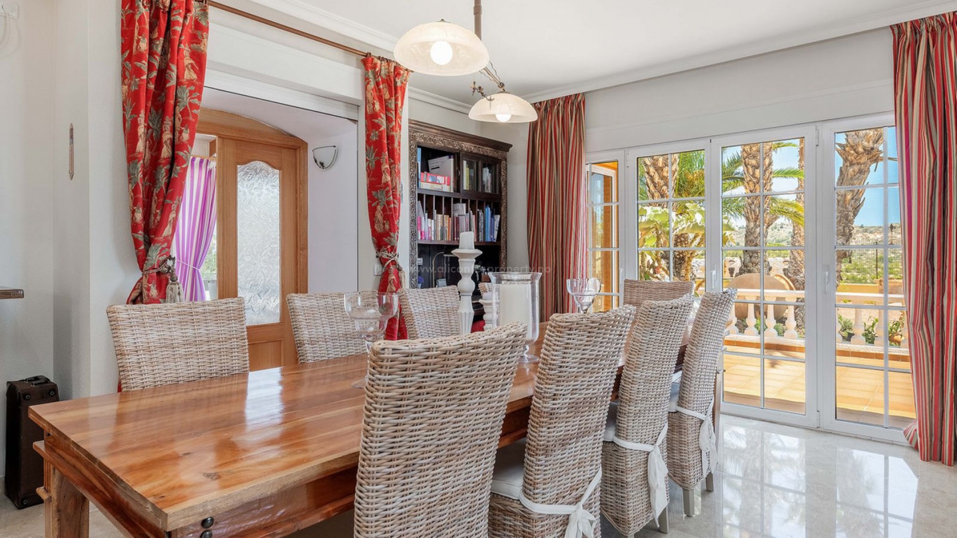 Villa in Busot Centro