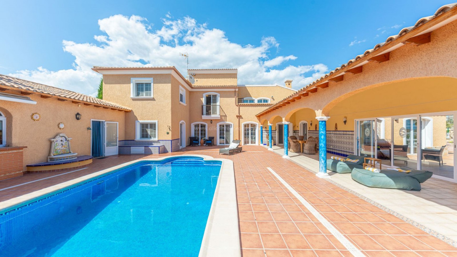 Villa in Busot Centro