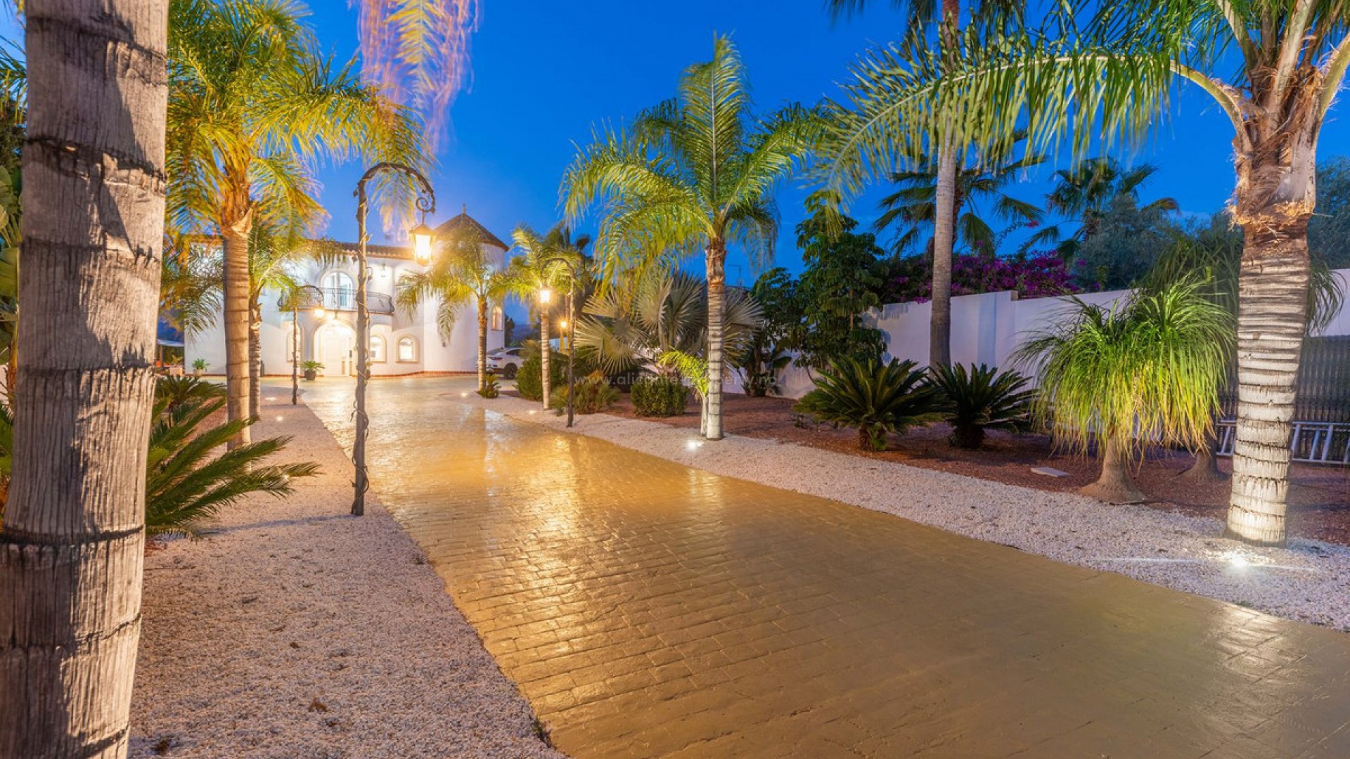 Villa in Busot Centro