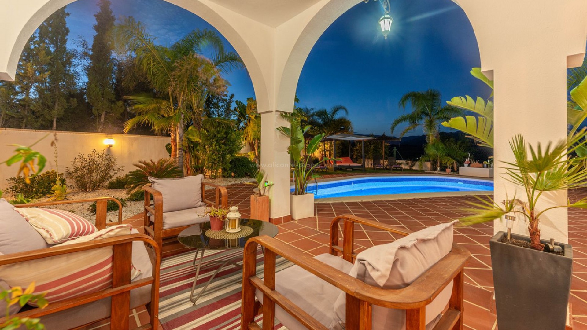 Villa in Busot Centro