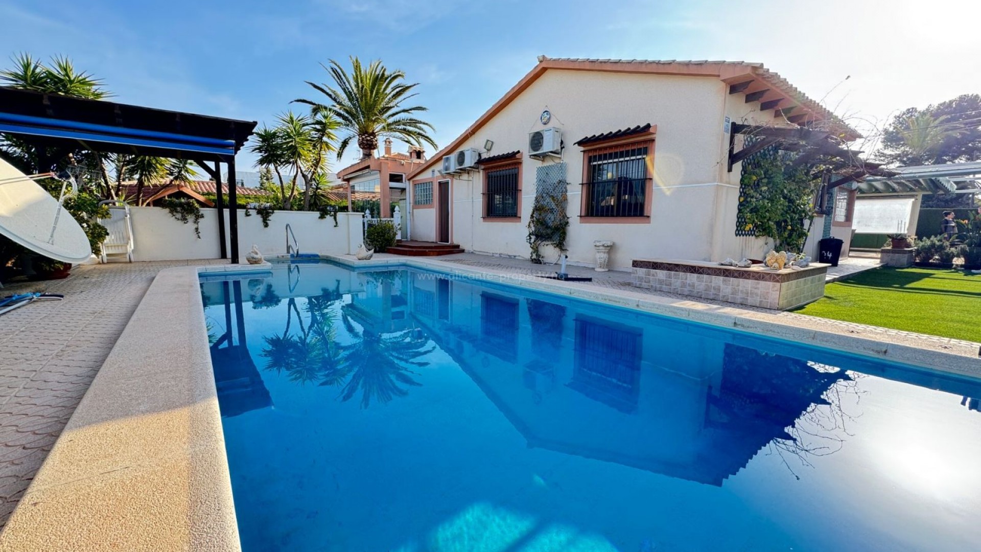 Villa in Cabo Roig