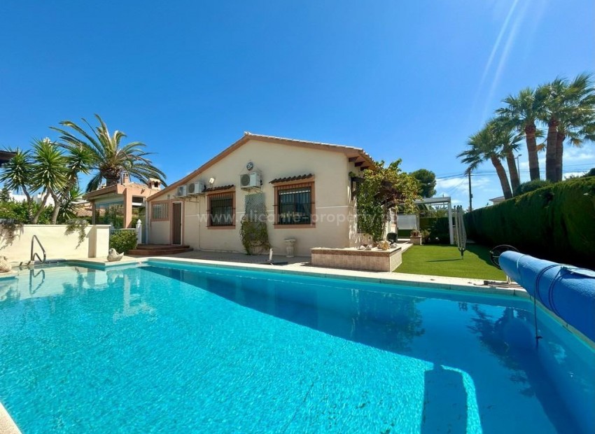Villa in Cabo Roig