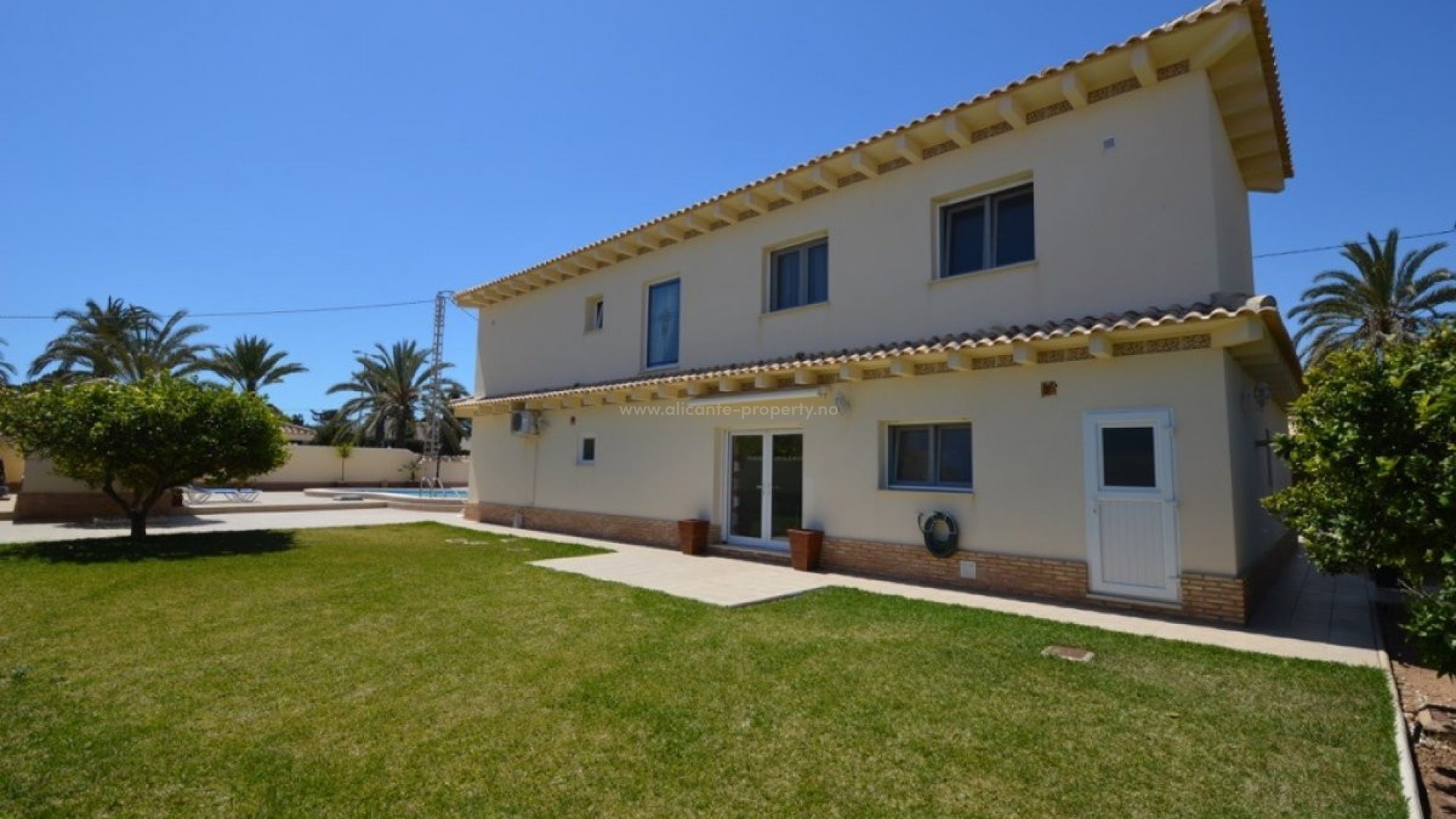 Villa in Cabo Roig