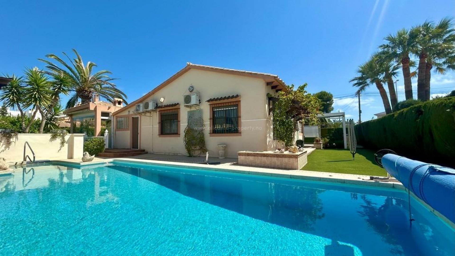Villa in Cabo Roig