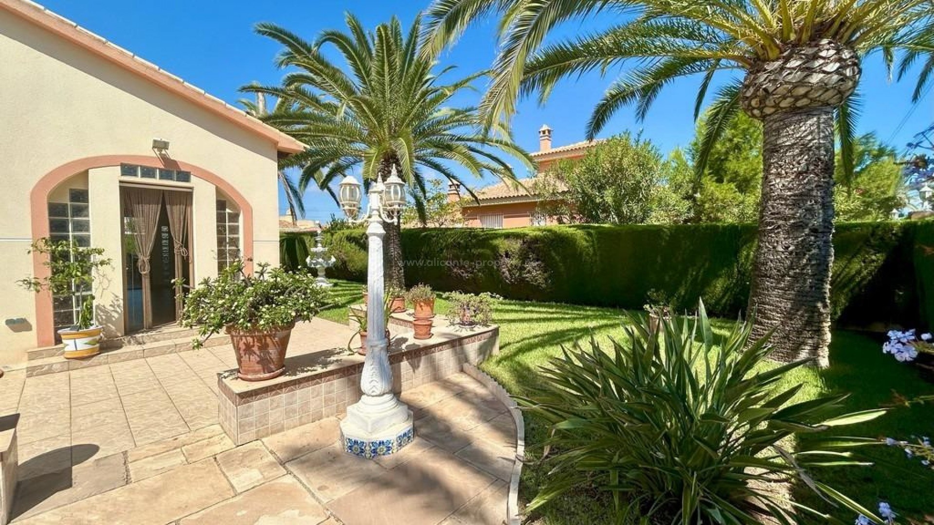 Villa in Cabo Roig