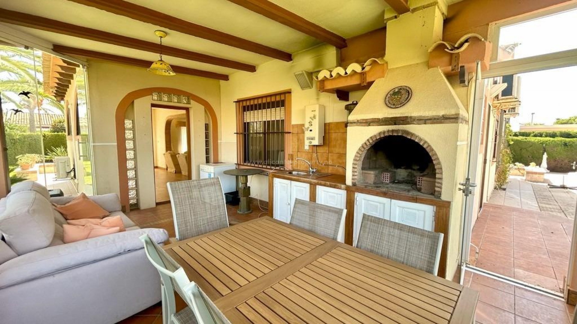 Villa in Cabo Roig