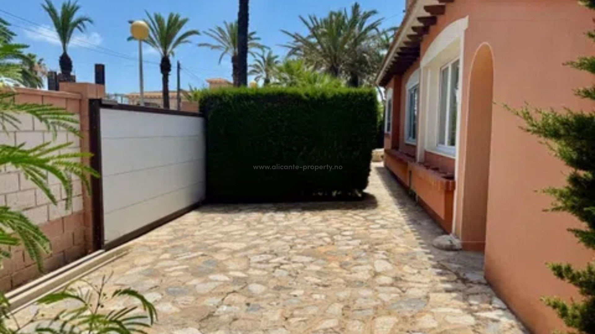 Villa in Cabo Roig