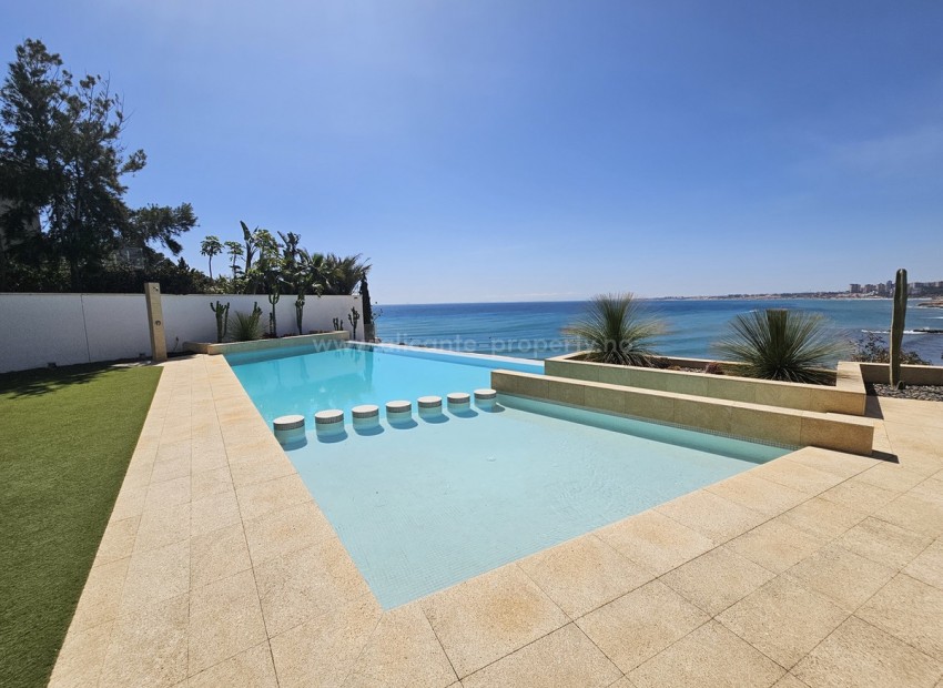 Villa in Cabo Roig
