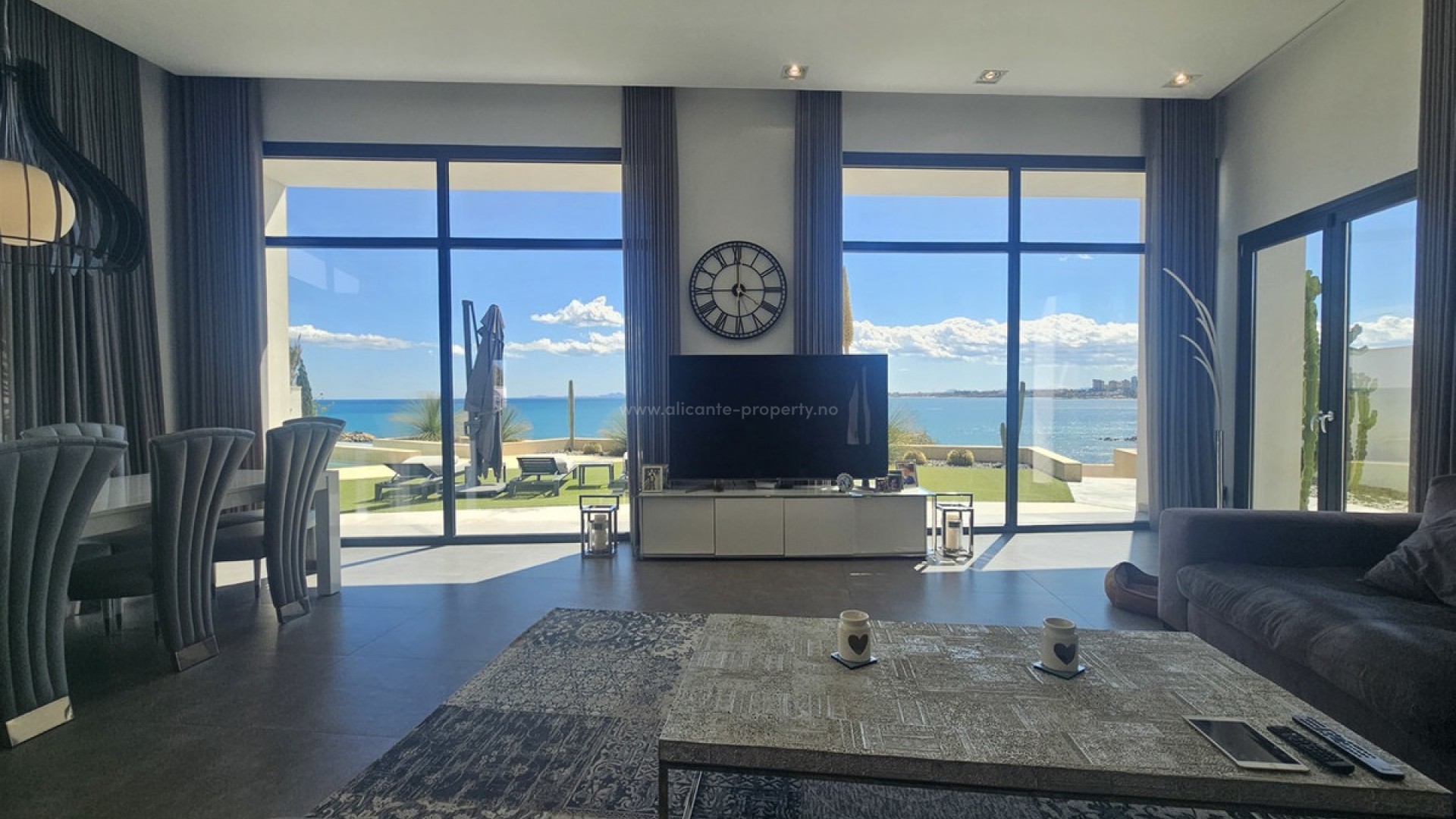 Villa in Cabo Roig