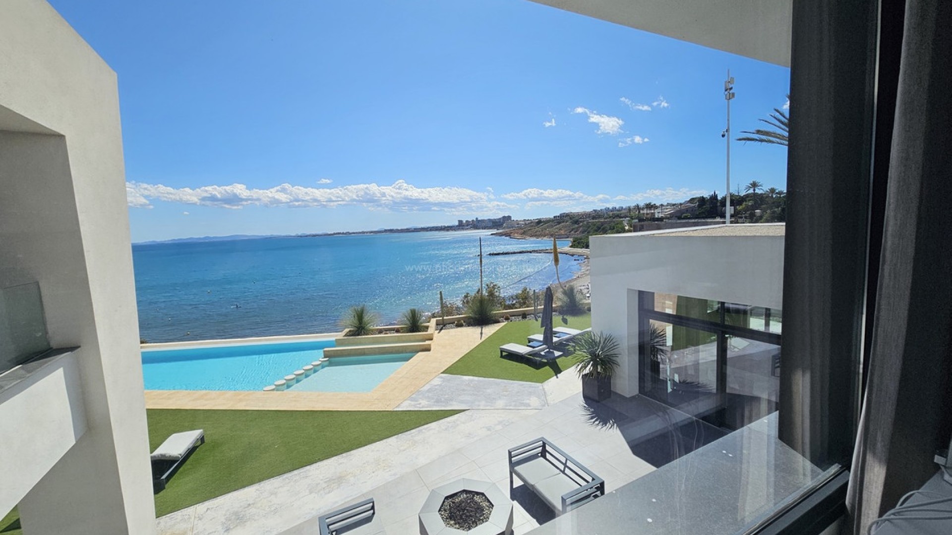 Villa in Cabo Roig