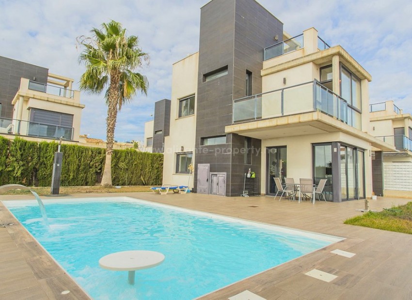 Villa in Cabo Roig