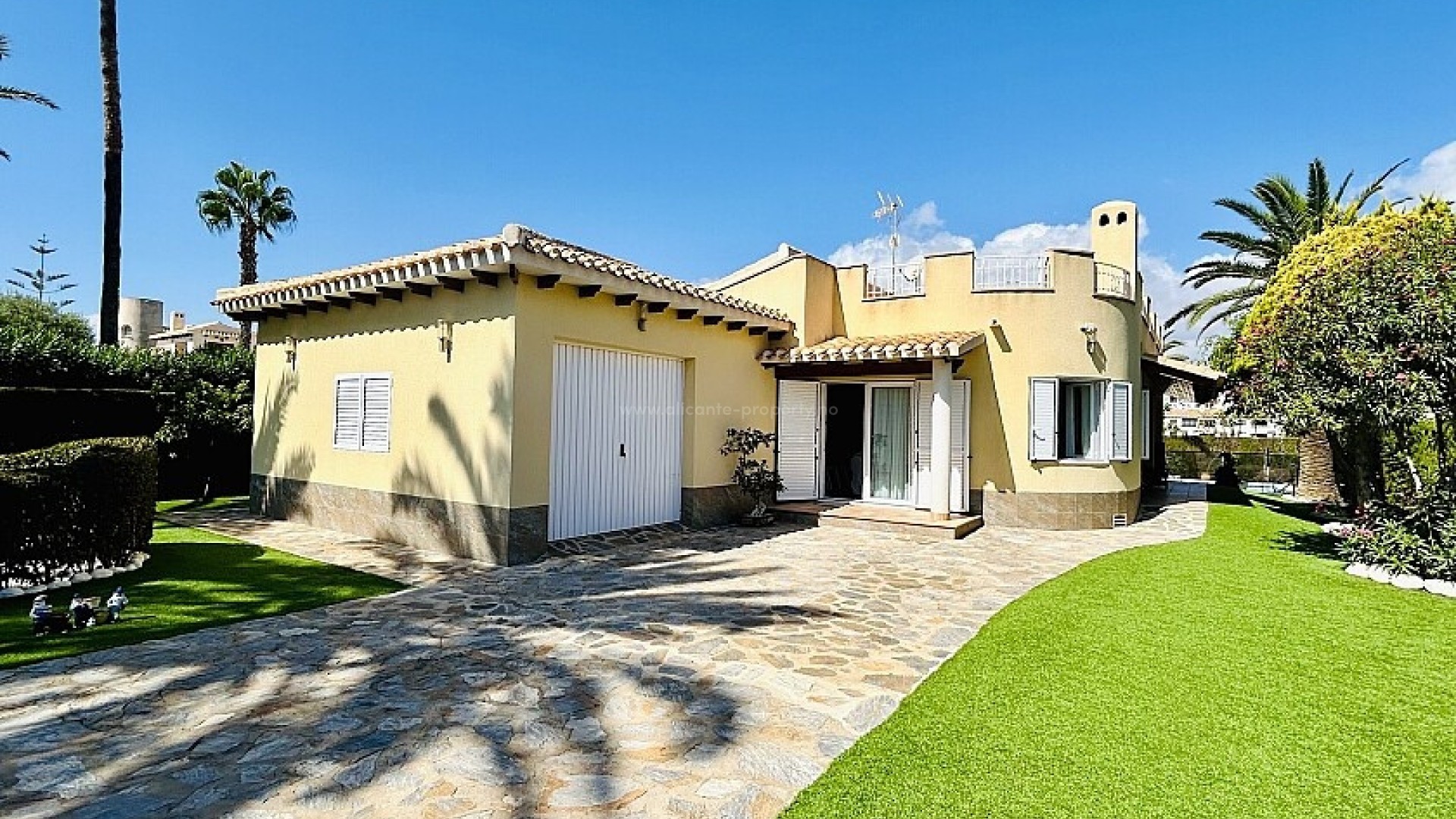 Villa in Cabo Roig