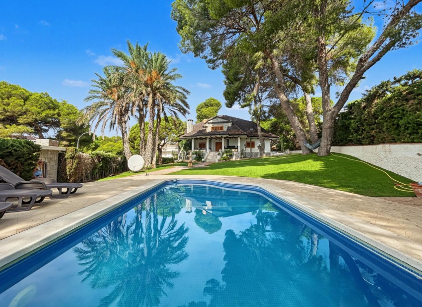 Villa in Campoamor