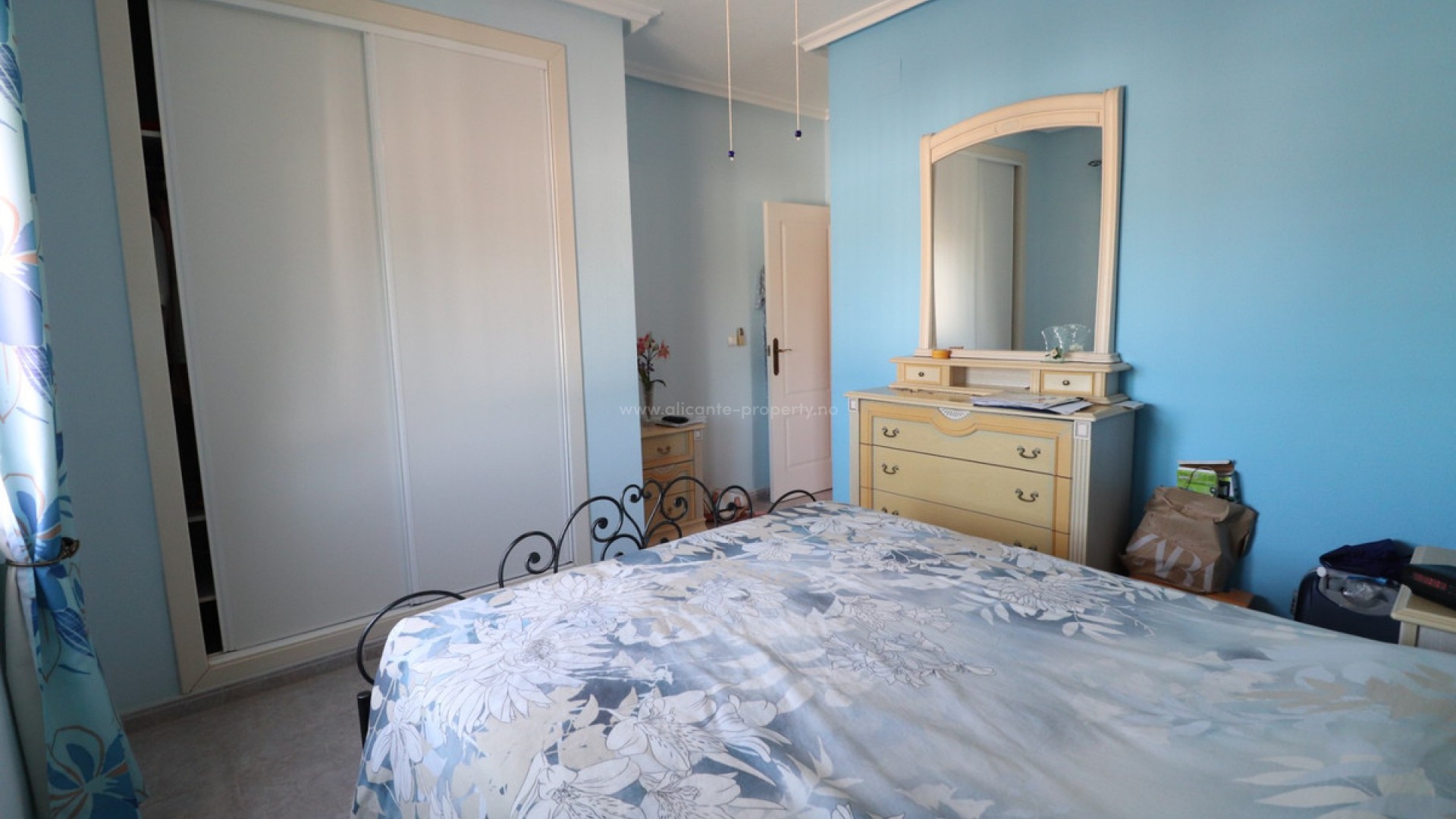 Villa in Catral Centro