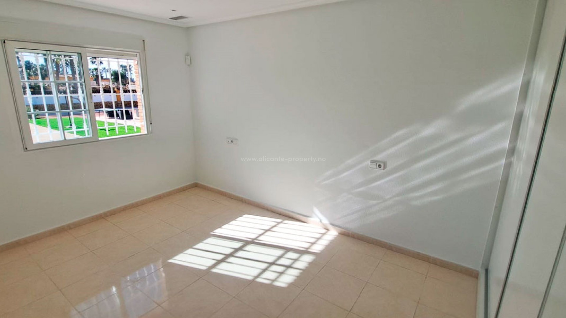 Villa in Catral Centro