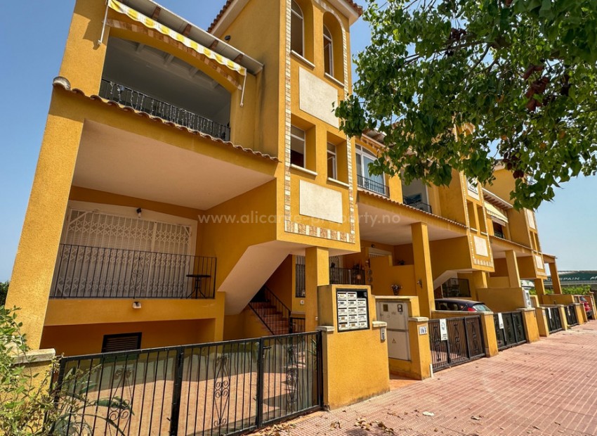 Villa in Daya Nueva Centro