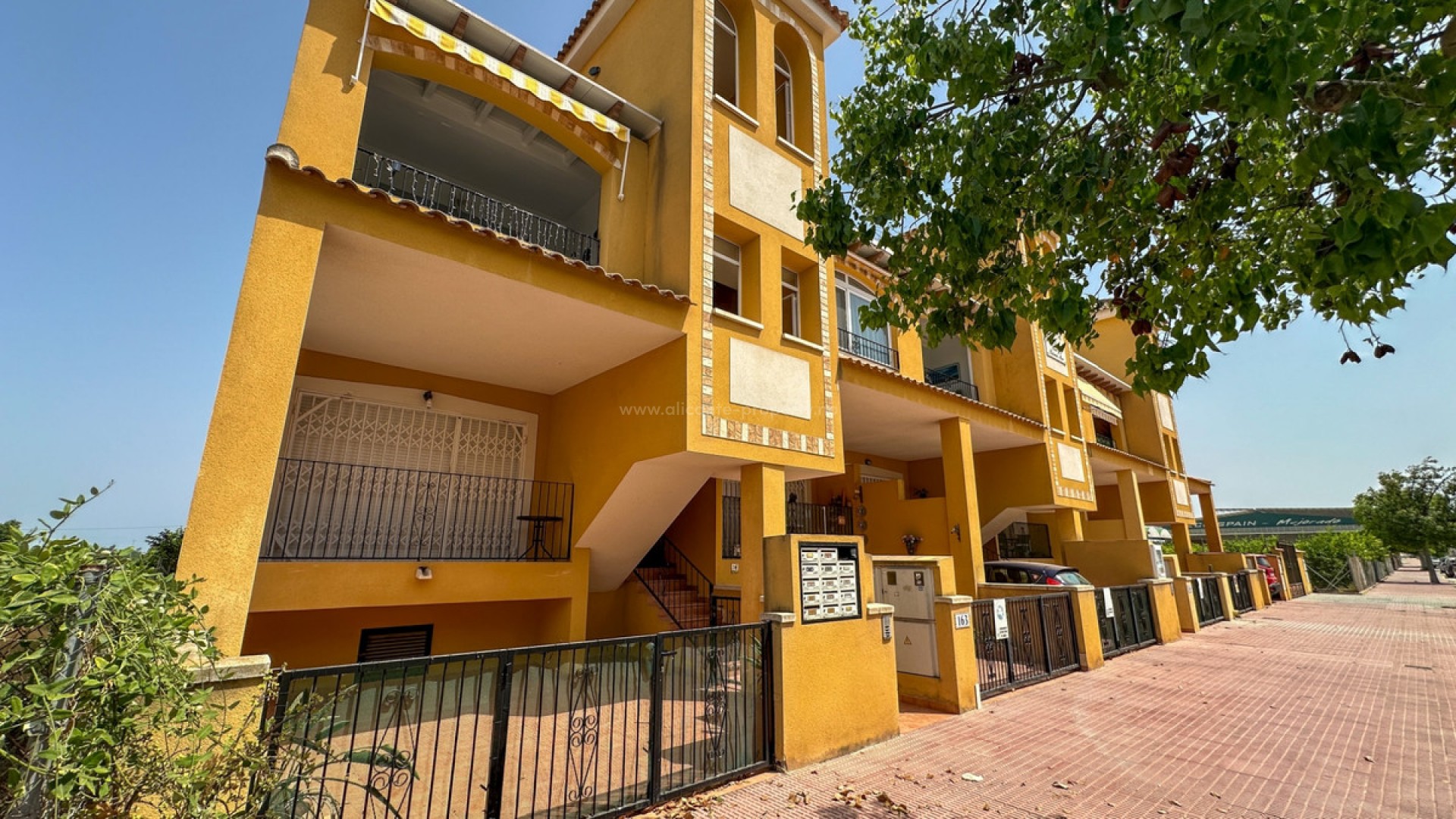 Villa in Daya Nueva Centro