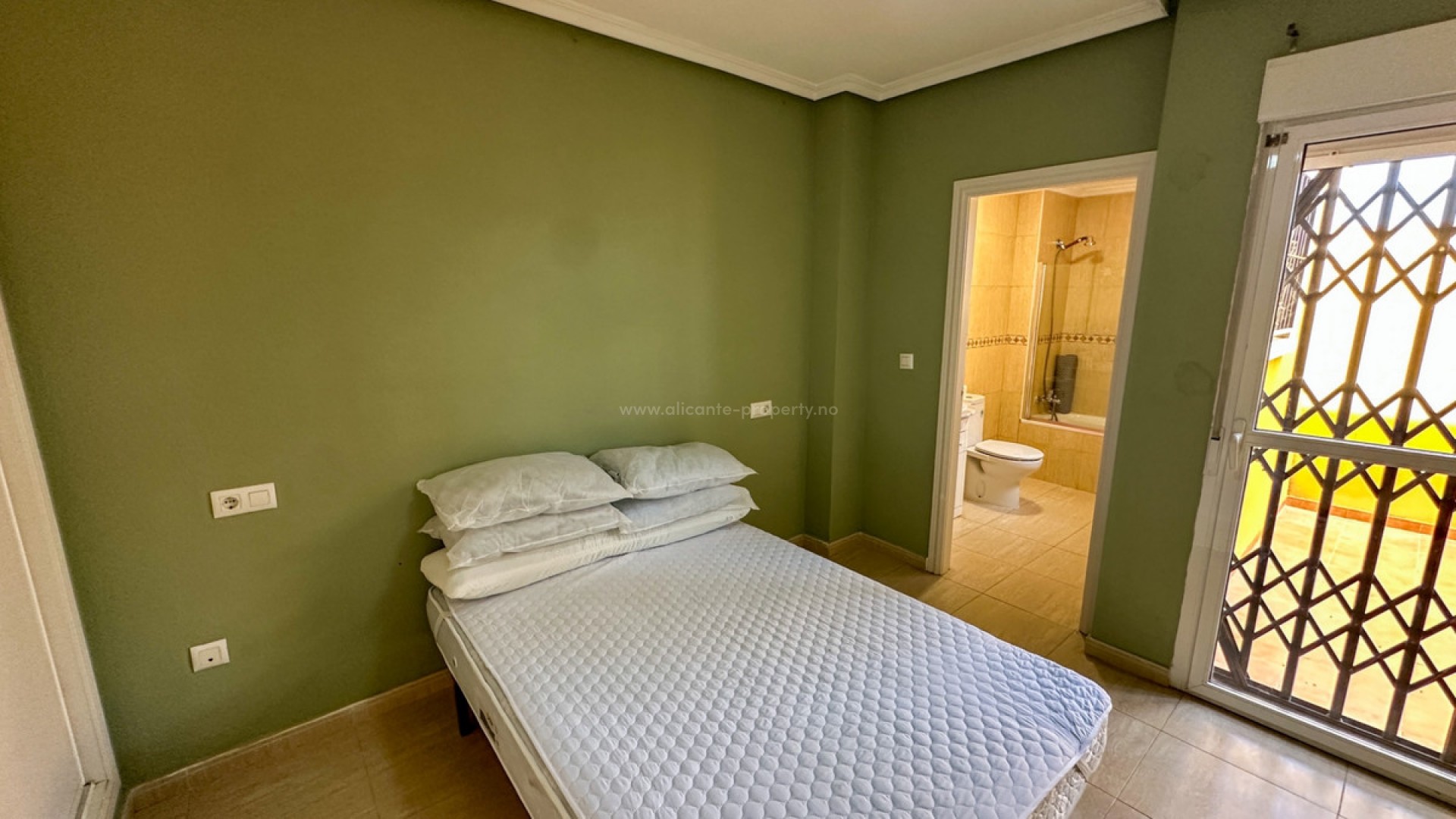 Villa in Daya Nueva Centro